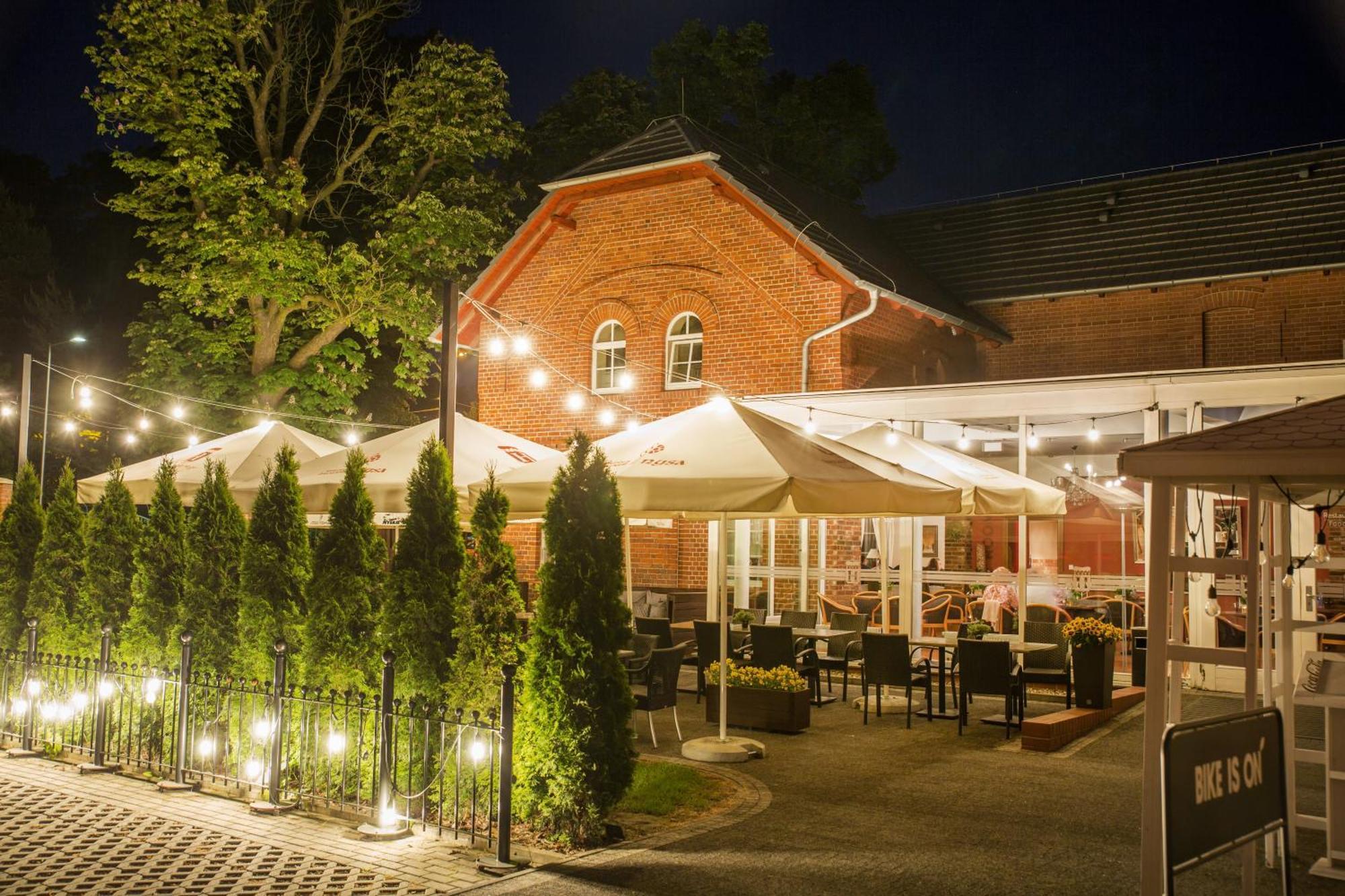 Hotel Hugo Business & Spa Kedzierzyn-Kozle Exterior foto